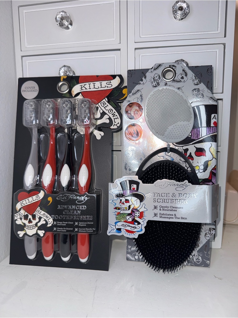 NWT Ed Hardy Toothbrush and Face & Body Scrubber Set - Red, Black, White